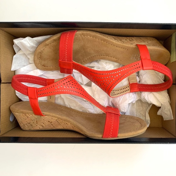 Alfani Red T Strap Wedge Sandal - Picture 6 of 6